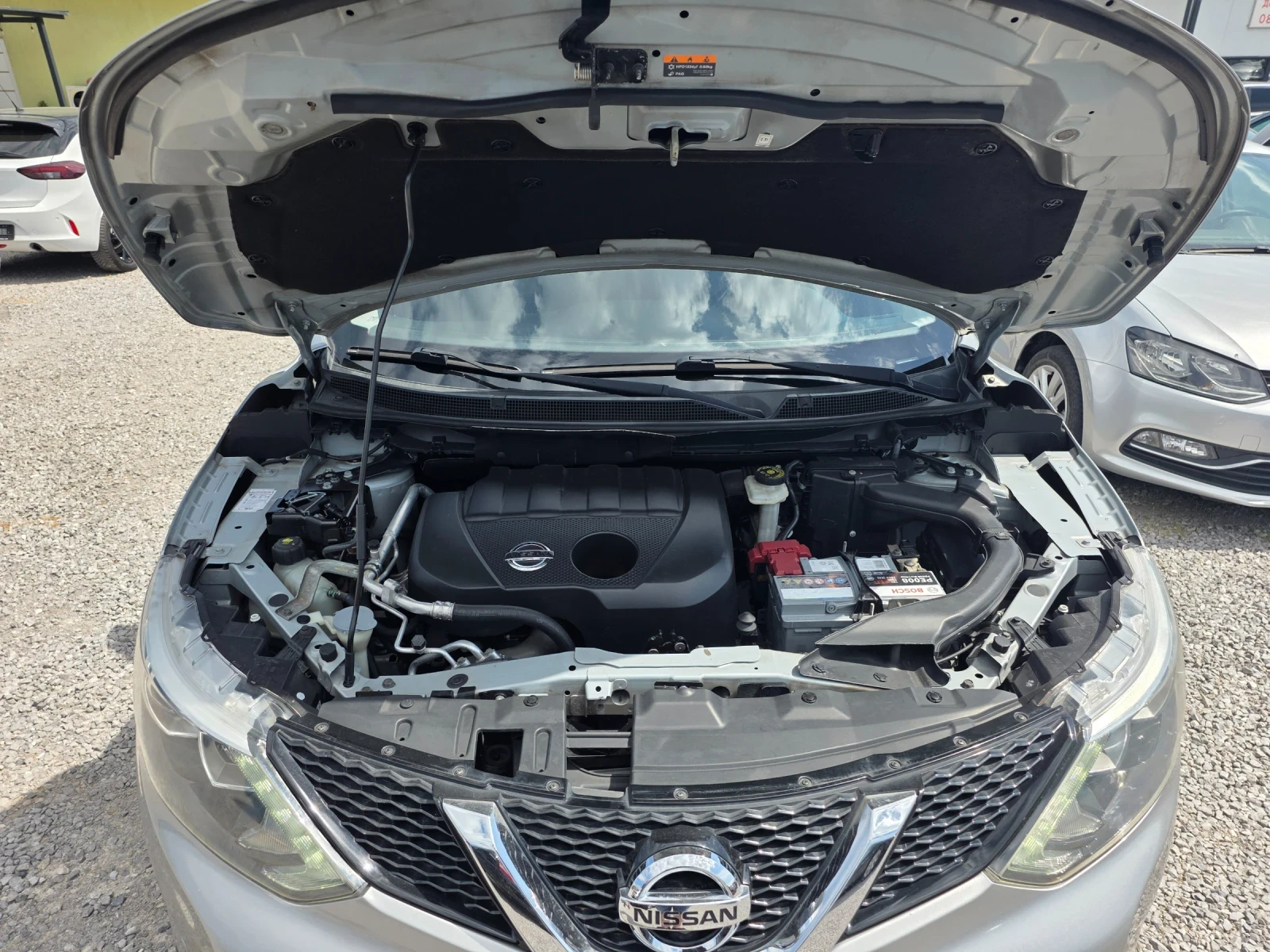 Nissan Qashqai 1.5dci панорама/360камера, снимка 12 - Автомобили и джипове - 54430772
