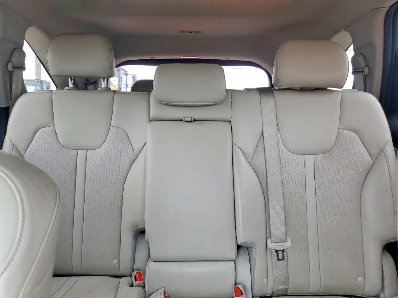 Kia Sorento 2.5l S, снимка 9 - Автомобили и джипове - 55074144