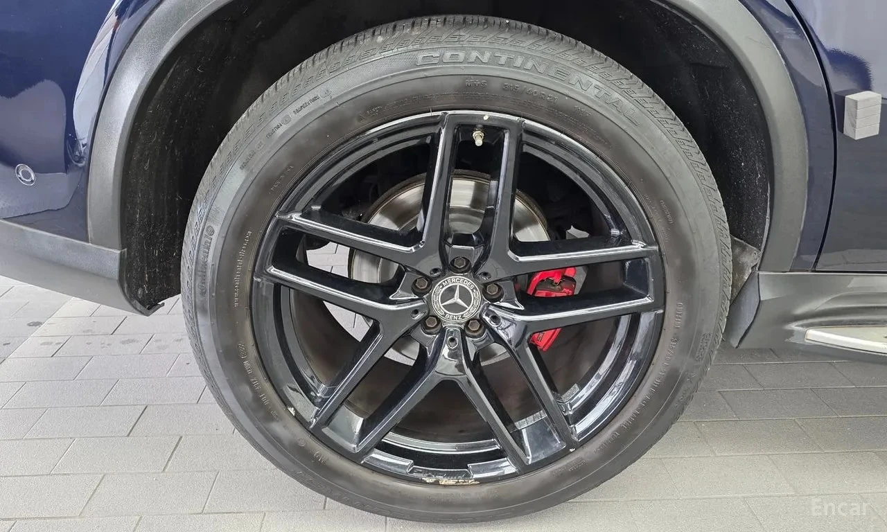 Mercedes-Benz GLE 350 * ТЕЛЕВИЗОРИ * 360 КАМЕРА * ПАНОРАМА * АВТОКРЕДИТ, снимка 5 - Автомобили и джипове - 55991451