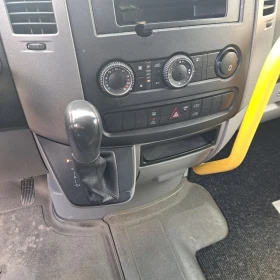 Mercedes-Benz Sprinter 311 Пътнически , снимка 11 - Бусове и автобуси - 53646630