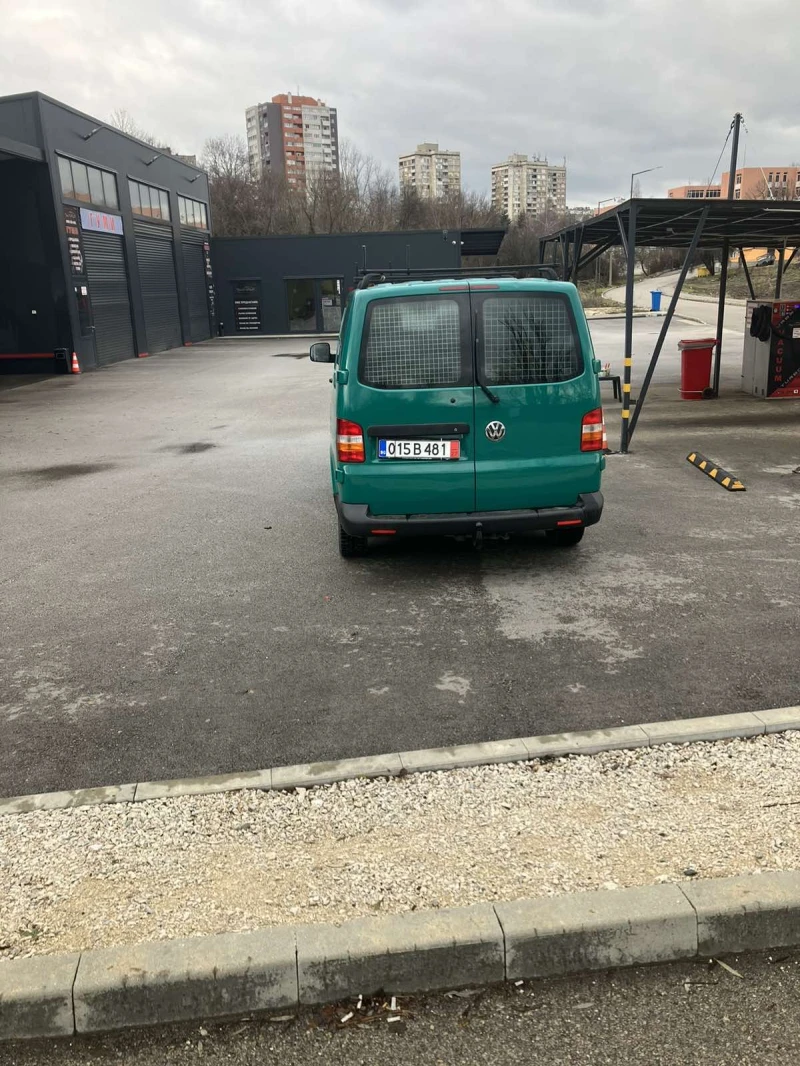 VW T5, снимка 3 - Бусове и автобуси - 48334790