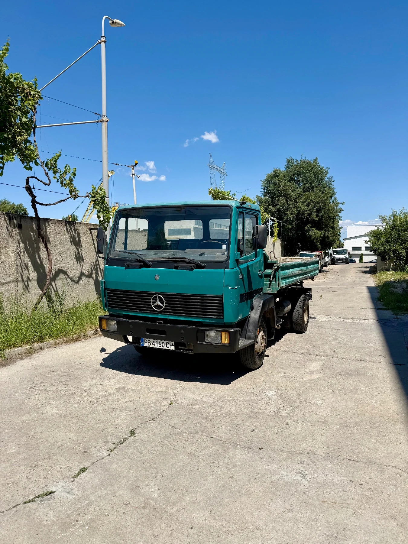Mercedes-Benz 814 Самосвал