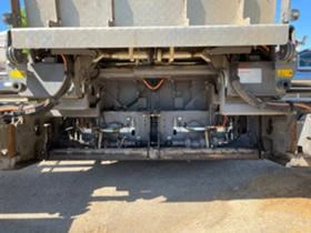 Асфалтополагаща машина Dynapac F 1800 W, снимка 9