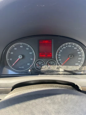 VW Touran 2.0 Ecofuel , снимка 15