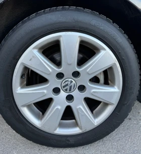 Обява за продажба на VW Passat 2.0 TDI ~7 900 лв. - изображение 6 | Auto.bg Обява за продажба на VW Passat 2.0 TDI ~7 900 лв. - изображение 6