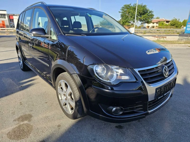 VW Touran TOURAN CROSS/1.9 TDI/6 СКОРОСТИ, снимка 8 - Автомобили и джипове - 45538587