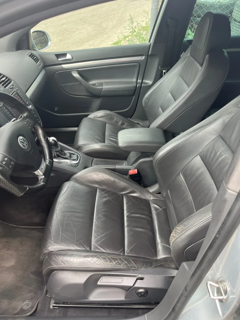 VW Golf 2.0T - DSG - Xenon - SWISS , снимка 5 - Автомобили и джипове - 46930247