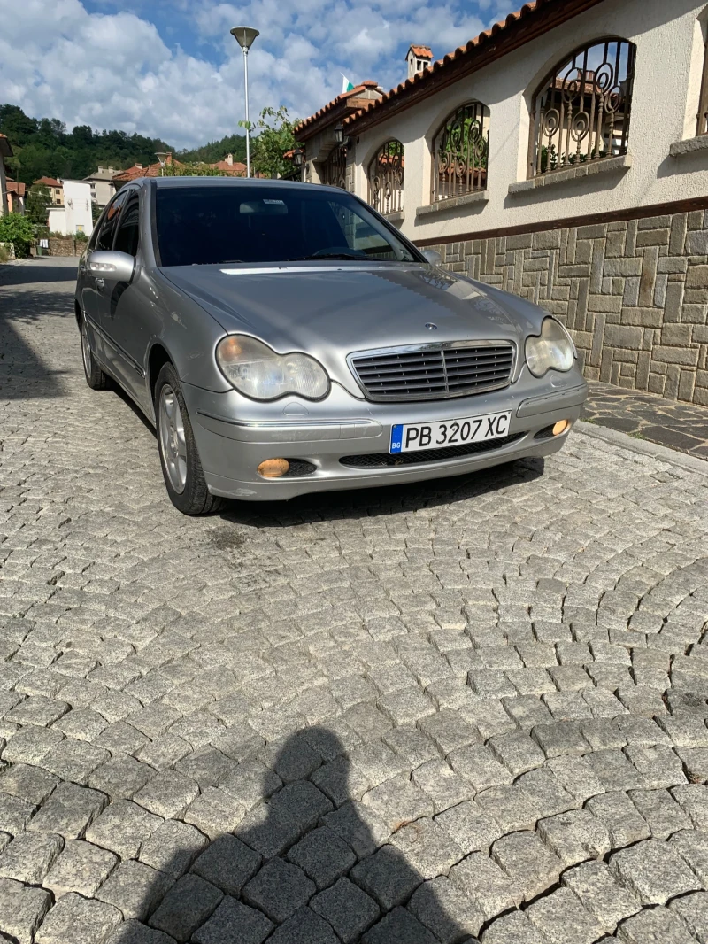 Mercedes-Benz C 220 CDI, снимка 4 - Автомобили и джипове - 47423475