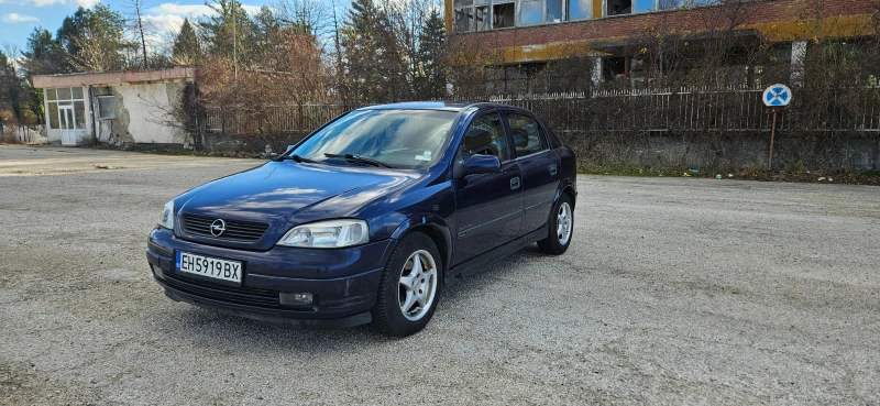 Opel Astra, снимка 2 - Автомобили и джипове - 48077811