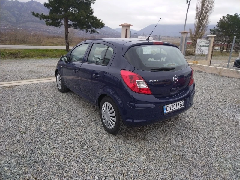 Opel Corsa Климатик, снимка 5 - Автомобили и джипове - 48249174