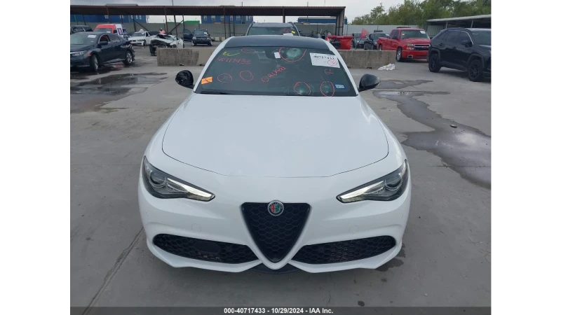 Alfa Romeo Giulia VELOCE* TI* ПЪЛНА СЕРВИЗНА ИСТОРИЯ, снимка 2 - Автомобили и джипове - 48691460