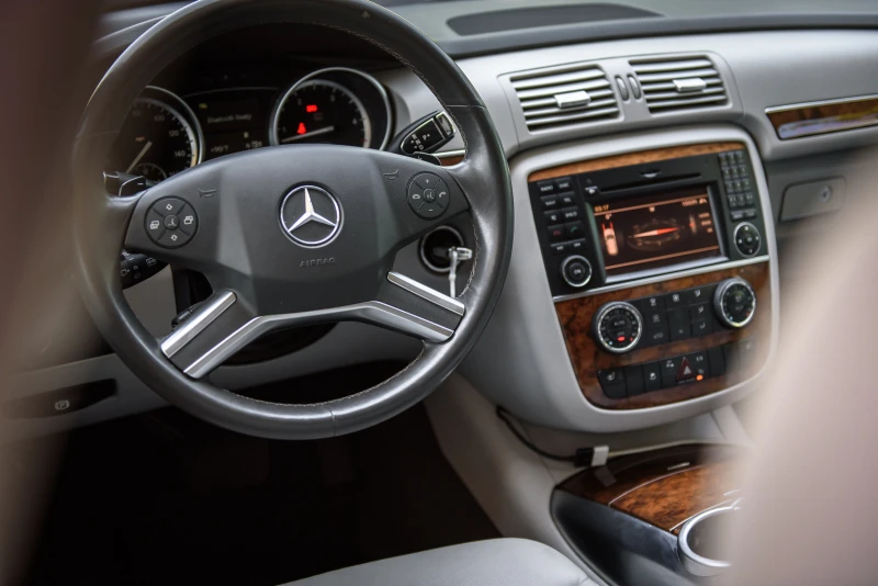 Mercedes-Benz R 350 BlueTEC 4MATIC, снимка 13 - Автомобили и джипове - 52616249