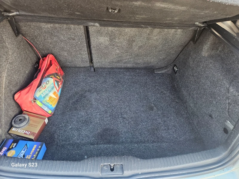 VW Golf 1.9 TDI, снимка 7 - Автомобили и джипове - 52473323