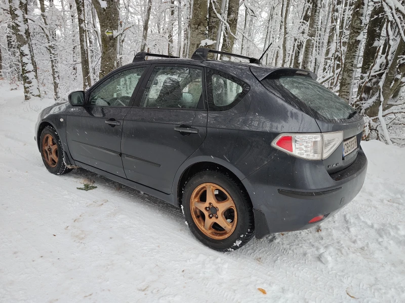 Subaru Impreza 1.5 AWD Газ, снимка 2 - Автомобили и джипове - 52665955