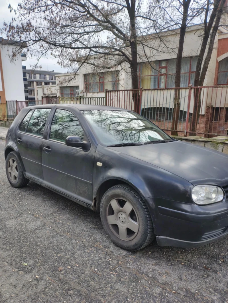 VW Golf 1.9 TDI, снимка 2 - Автомобили и джипове - 52907697