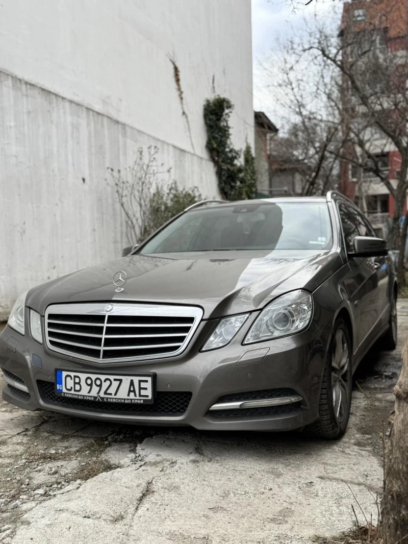 Mercedes-Benz E 250 CGI Blue Efficiency, снимка 2 - Автомобили и джипове - 53110768