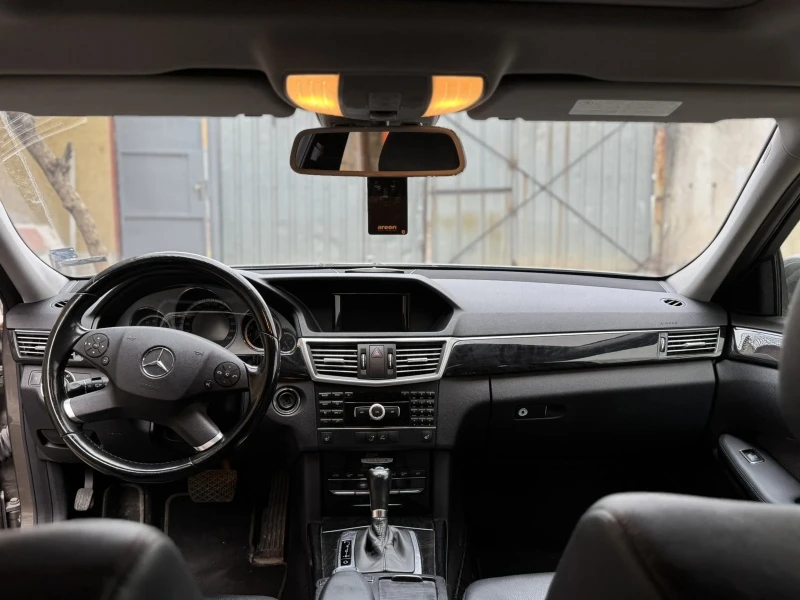 Mercedes-Benz E 250 CGI Blue Efficiency, снимка 7 - Автомобили и джипове - 53110768