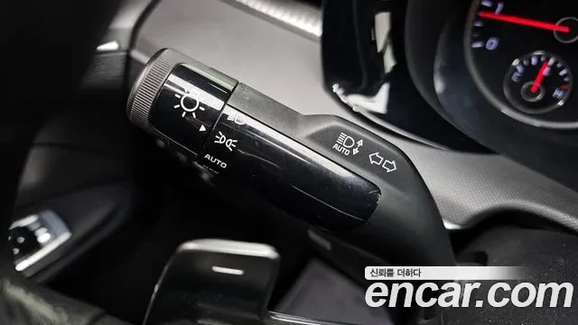 Kia K5, снимка 9 - Автомобили и джипове - 54098391