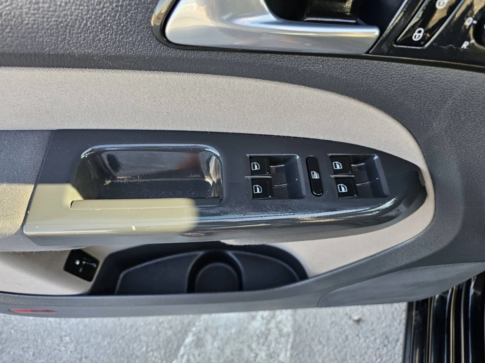 VW Touran TOURAN CROSS/1.9 TDI/6 СКОРОСТИ | Mobile.bg — изображение 14