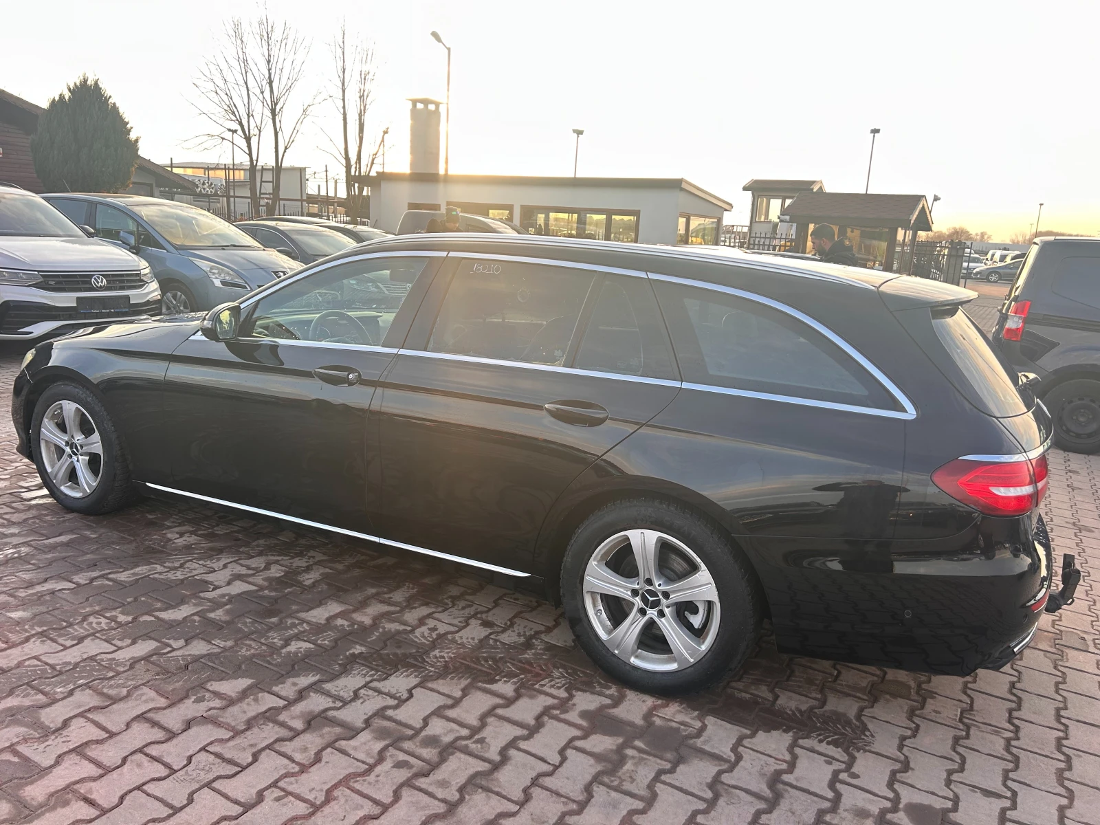 Mercedes-Benz E 220 CDI AVTOMAT/NAVI/KOJA EURO 6 - изображение 8