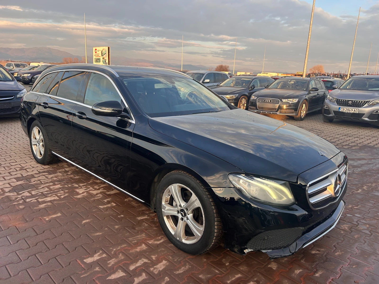 Mercedes-Benz E 220 CDI AVTOMAT/NAVI/KOJA EURO 6 - изображение 4