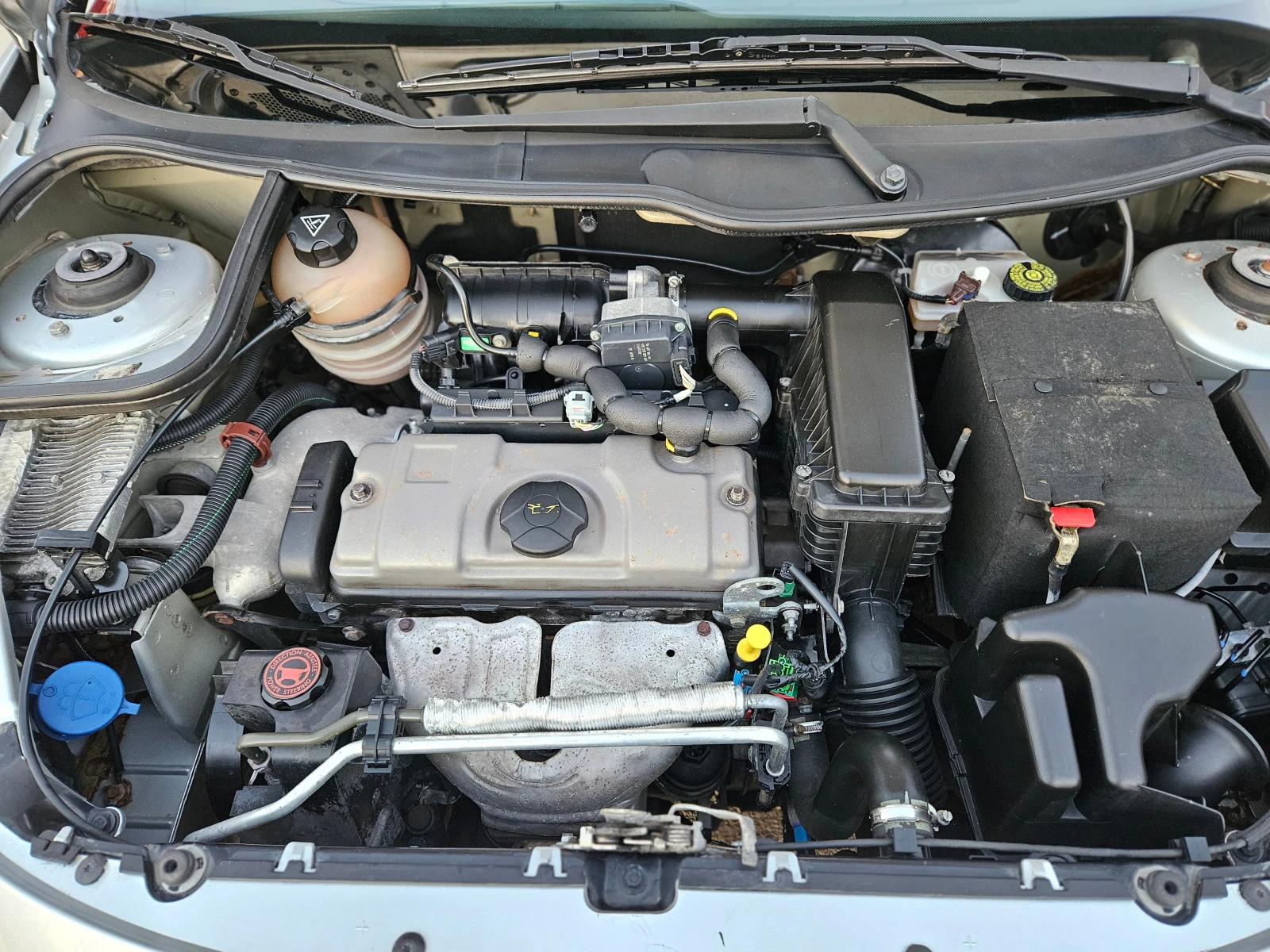 Peugeot 206 1.4, 75..! 132..! | Mobile.bg   14