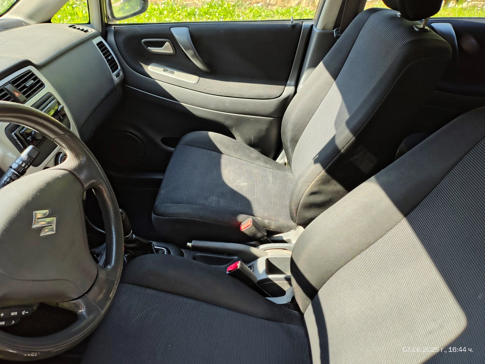 Suzuki Liana 1.4 дизел - изображение 9