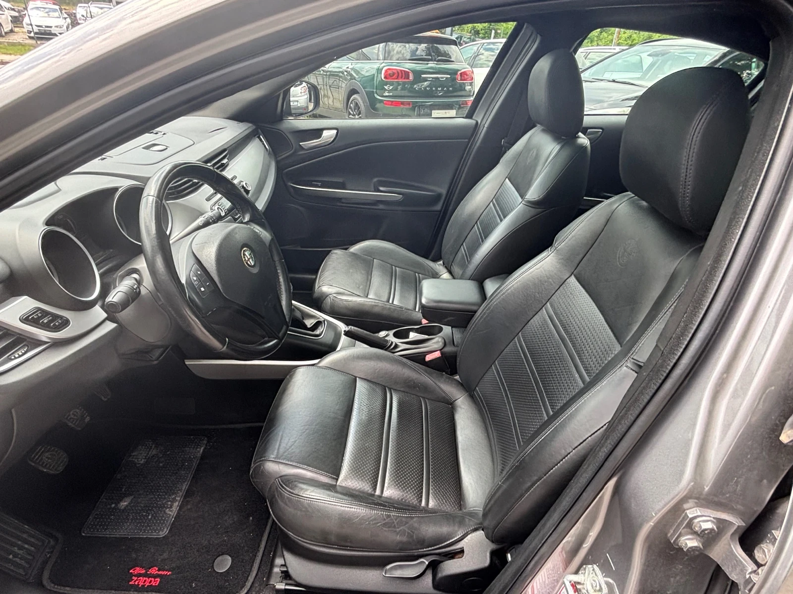 Alfa Romeo Giulietta 2.0 JTD M2 | Mobile.bg   11