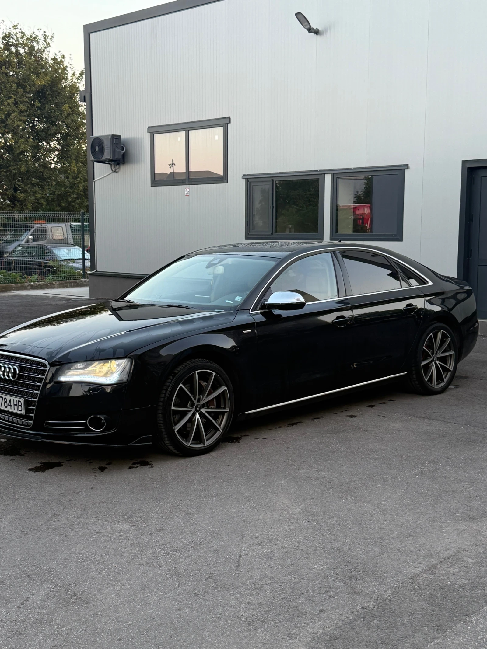 Audi A8  - изображение 4