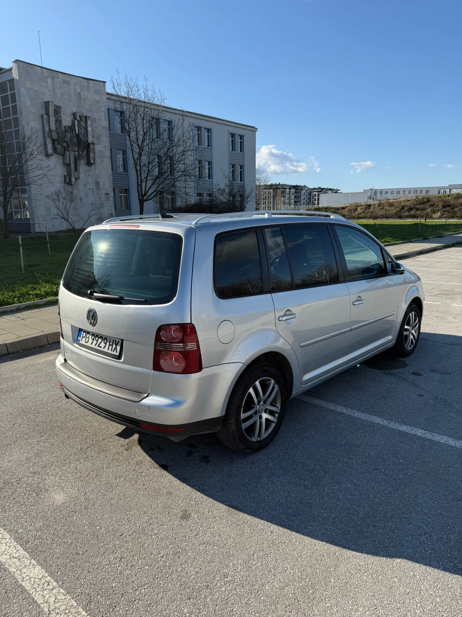 VW Touran 2.0 Ecofuel  - изображение 4