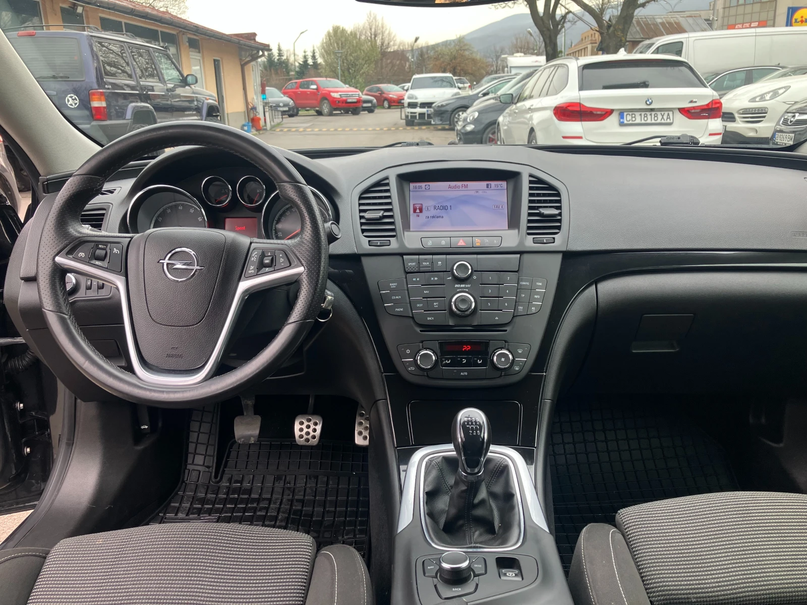 Opel Insignia, снимка 12 - Автомобили и джипове - 53882813