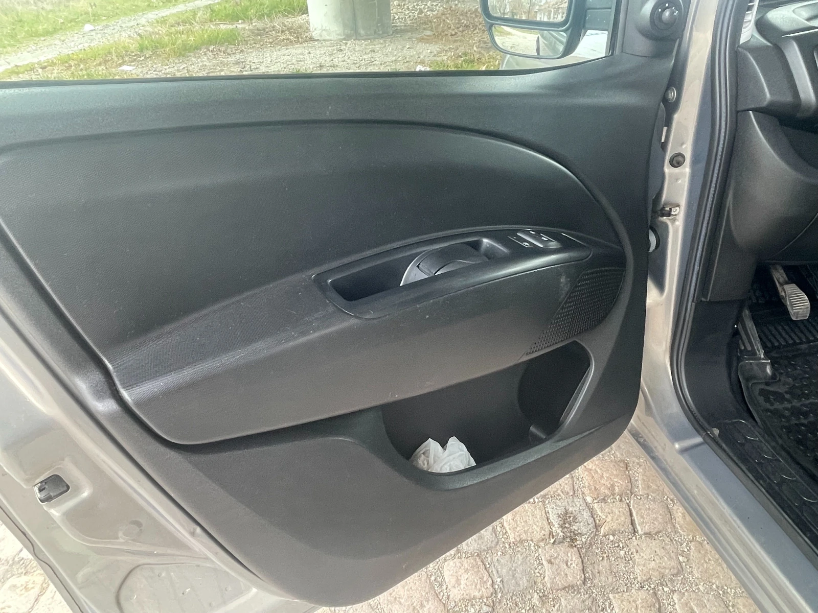 Opel Combo 1.6 ECO FLEX, снимка 10 - Автомобили и джипове - 53934894