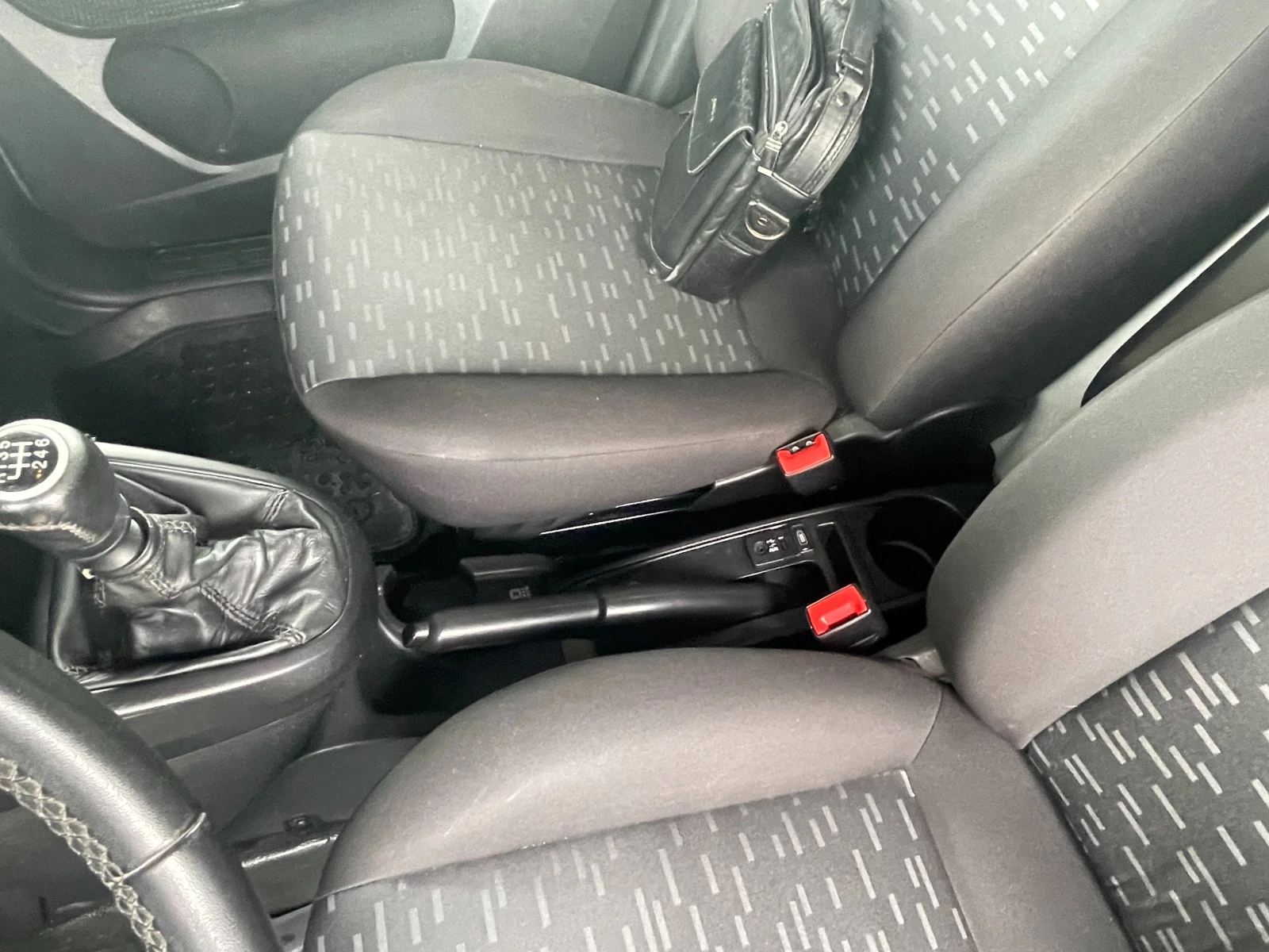 Opel Combo 1.6 ECO FLEX, снимка 11 - Автомобили и джипове - 53934894