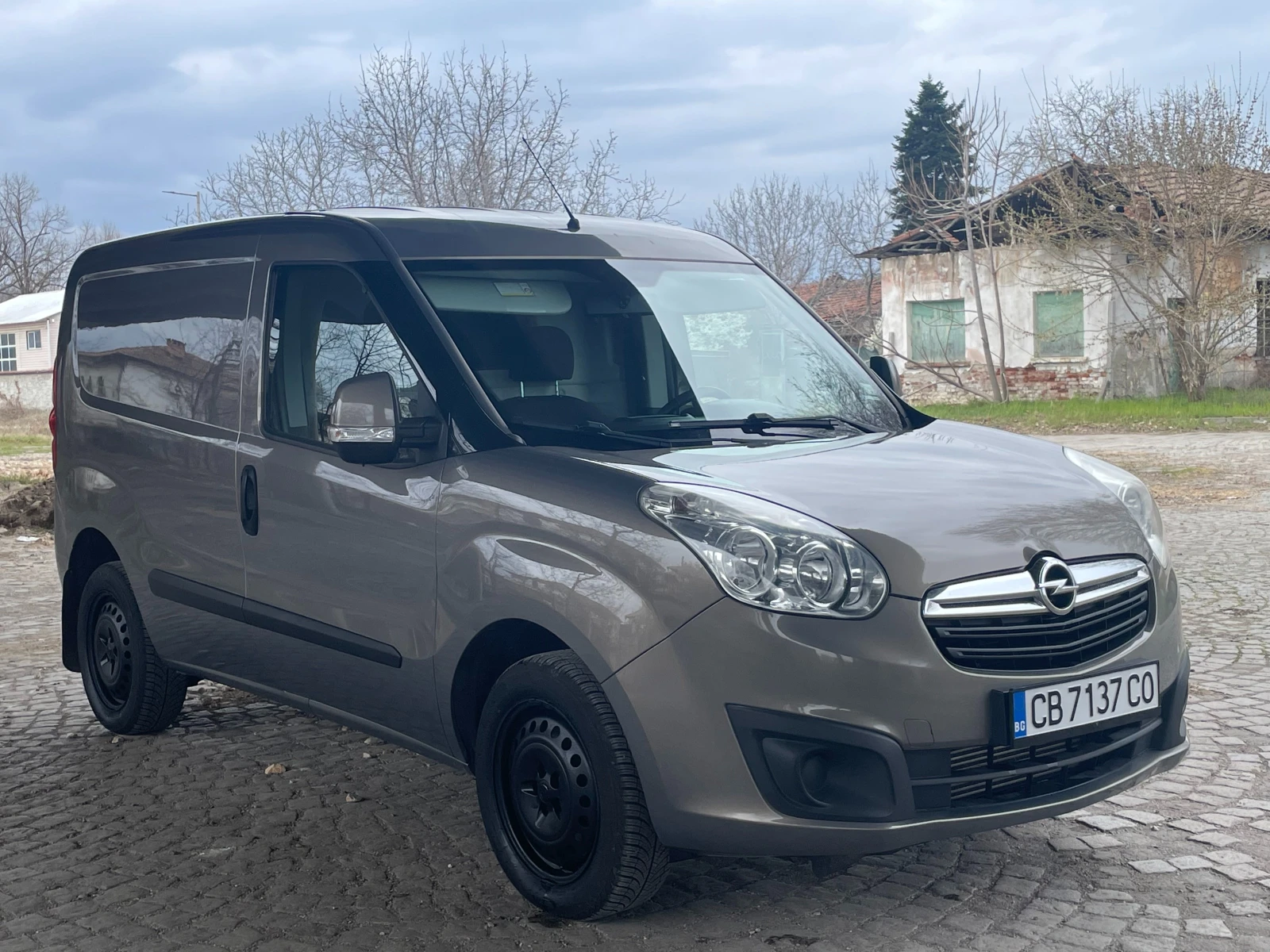 Opel Combo 1.6 ECO FLEX, снимка 2 - Автомобили и джипове - 53934894