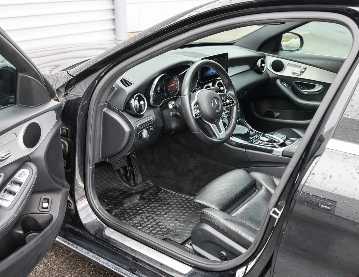 Mercedes-Benz C 300 4MATIC* АвтоКредит* (ЦЕНА ДО БГ), снимка 7 - Автомобили и джипове - 53999824