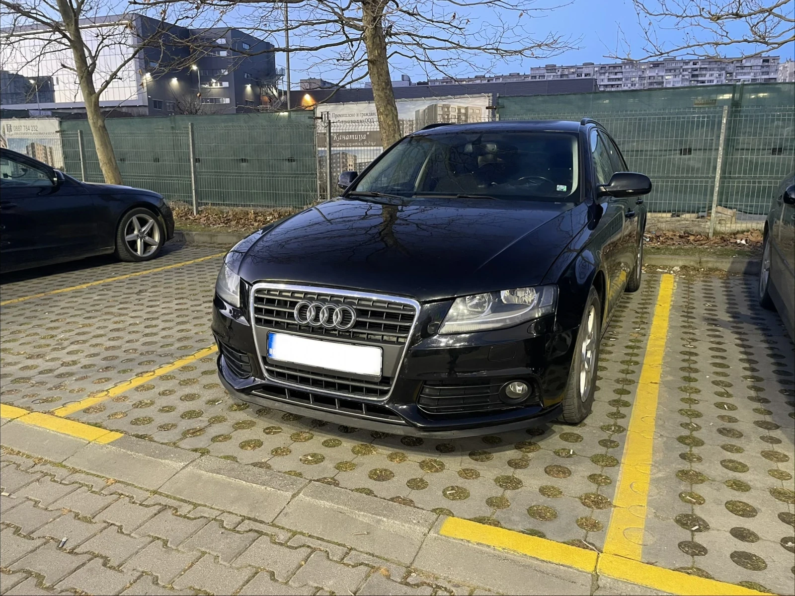 Audi A4 2.0 TDI, снимка 14 - Автомобили и джипове - 54024483