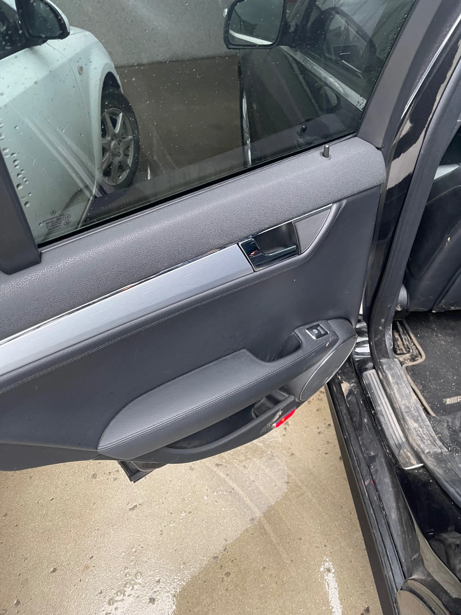 Mercedes-Benz C 320 AVANTGARDE 3.2 AMG V6 ����� | Mobile.bg � ����������� 15