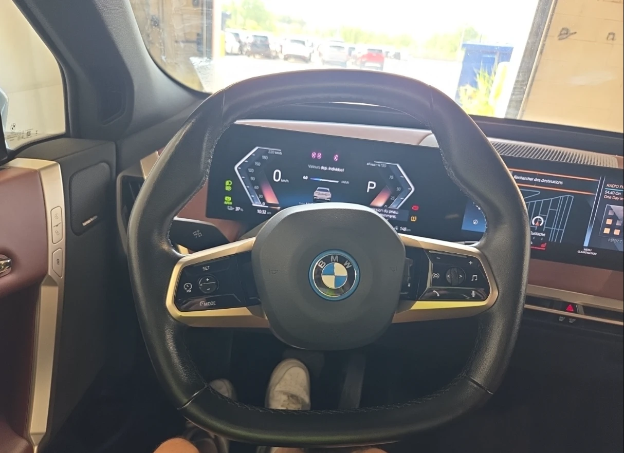 BMW iX 50* xDrive* Harman* 360CAM* УНИКАТ, снимка 9 - Автомобили и джипове - 55227045