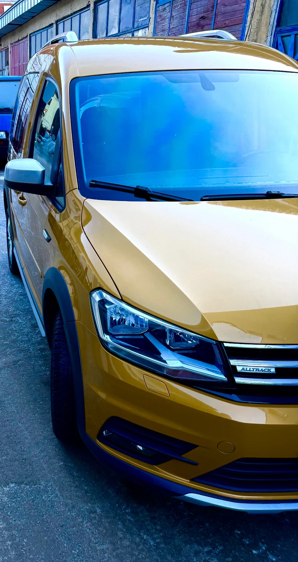 VW Caddy 4motion 2.0TDI, снимка 2 - Автомобили и джипове - 55326769