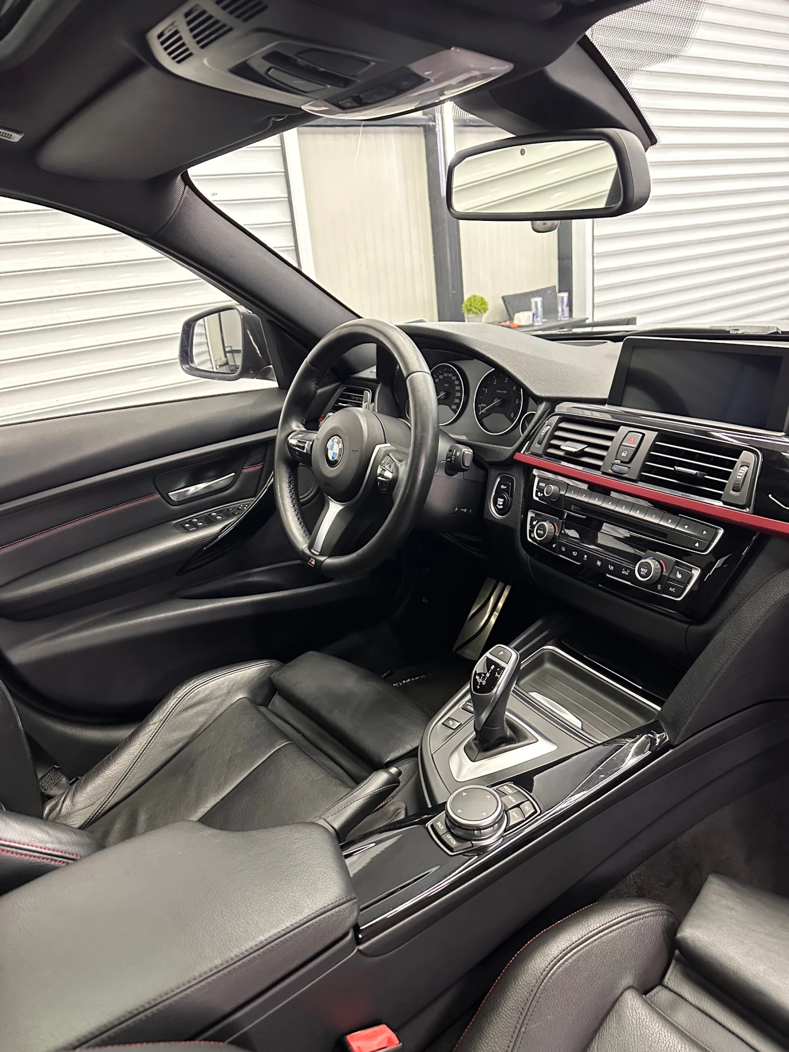BMW 335 Full/Harman/теглич/Performance, снимка 9 - Автомобили и джипове - 55670373