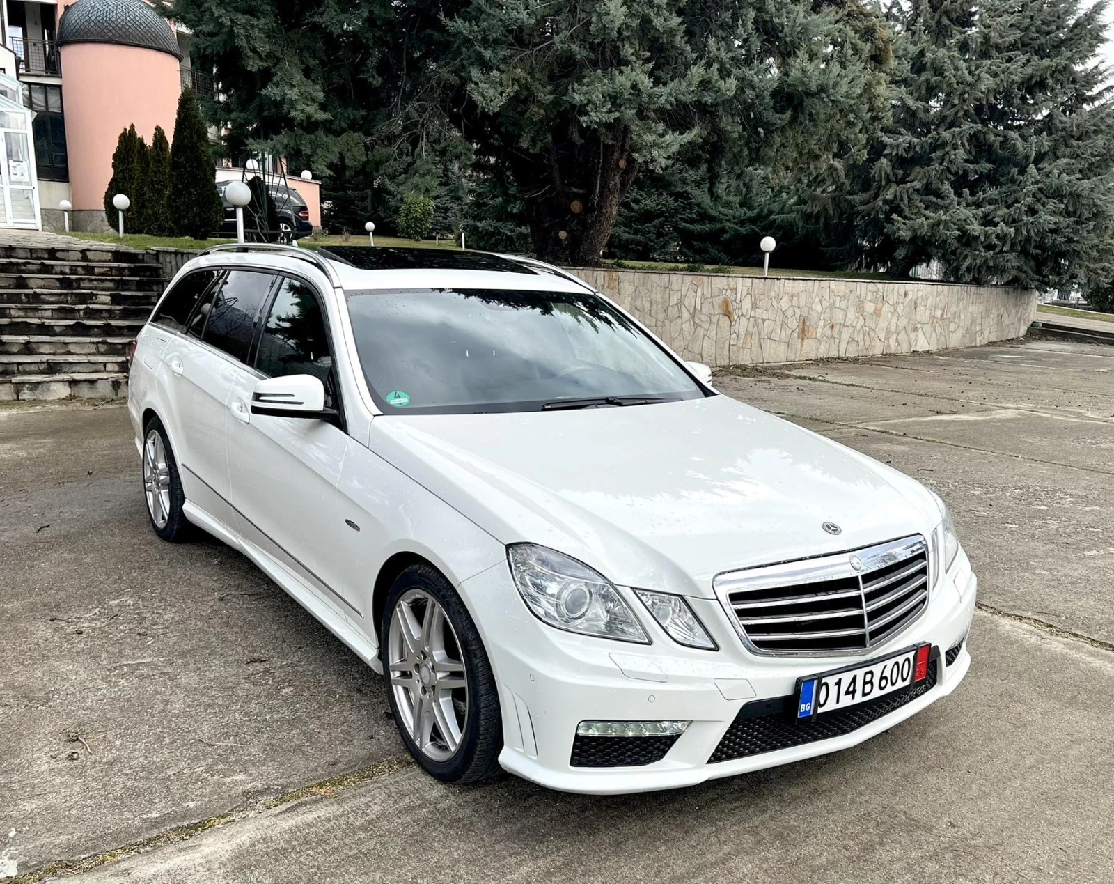 Mercedes-Benz E 350 350 cdi AMG, снимка 2 - Автомобили и джипове - 55723880