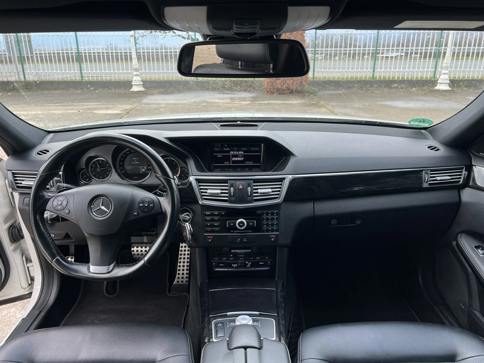 Mercedes-Benz E 350 350 cdi AMG, снимка 10 - Автомобили и джипове - 55723880