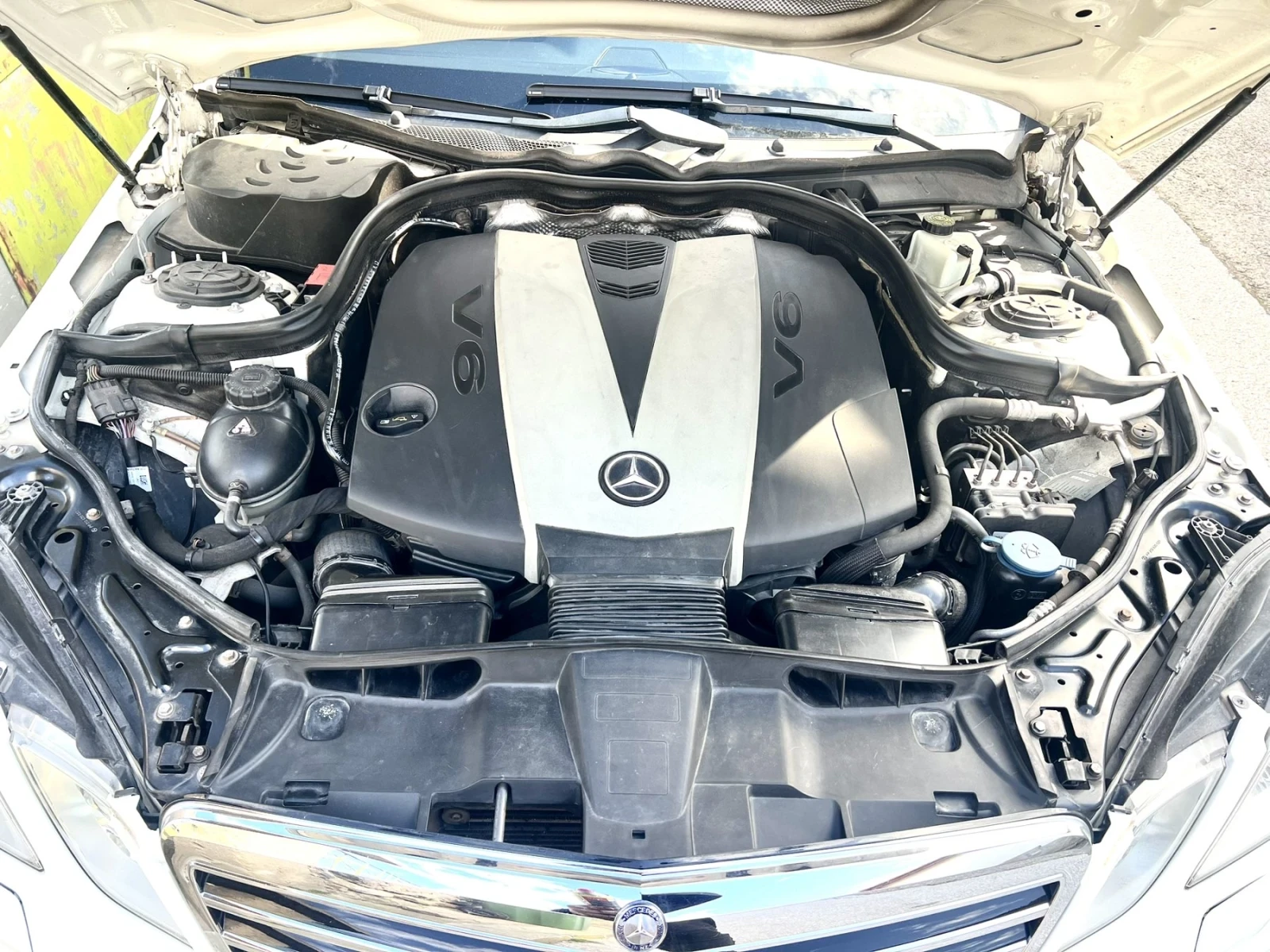 Mercedes-Benz E 350 350 cdi AMG, снимка 9 - Автомобили и джипове - 55723880