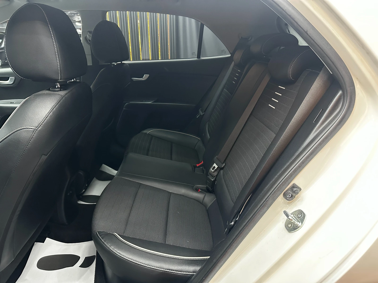 Kia Rio 1.0 hybrid 120 �.�./GT line/�������� | Mobile.bg � ����������� 9