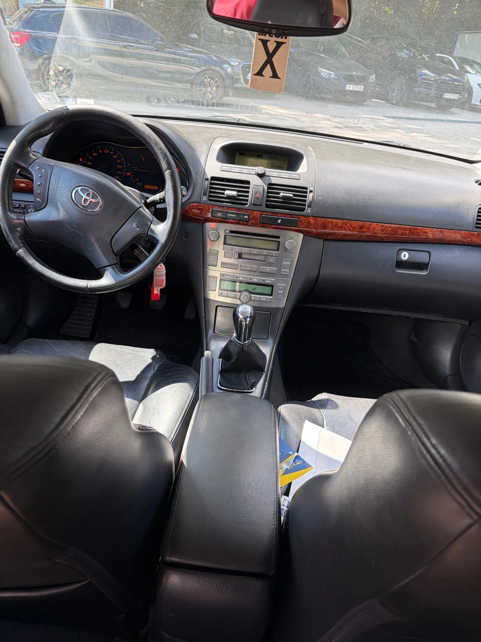 Toyota Avensis 2.0 d4d, снимка 6 - Автомобили и джипове - 56201160