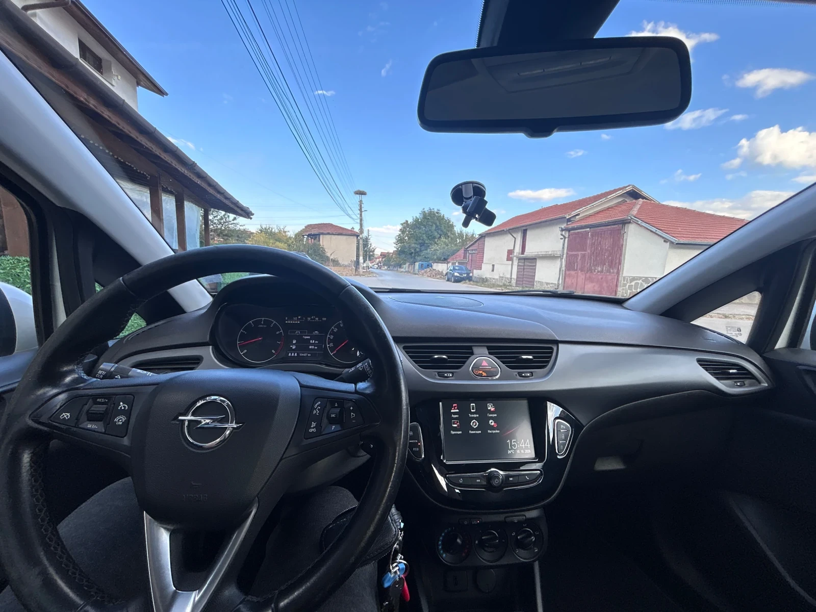 Opel Corsa 1.4, снимка 2 - Автомобили и джипове - 56441452