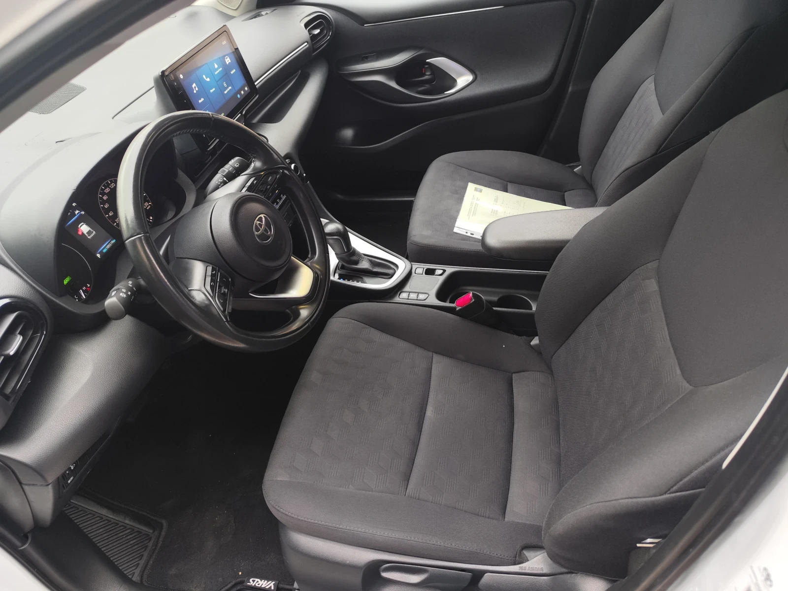 Toyota Yaris, снимка 9 - Автомобили и джипове - 56685417