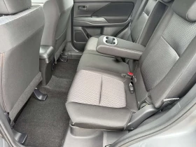 Mitsubishi Outlander 2.0i Швейцария 2WD ТОП СЪСТОЯНИЕ, снимка 12