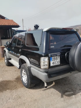 Toyota Hilux 2400, снимка 11