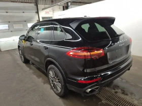 Porsche Cayenne Cayenne* 4x4* Обдух* Подгрев* Камера* Пано - 39500 лв. / 20196.03 € - 45325940 5